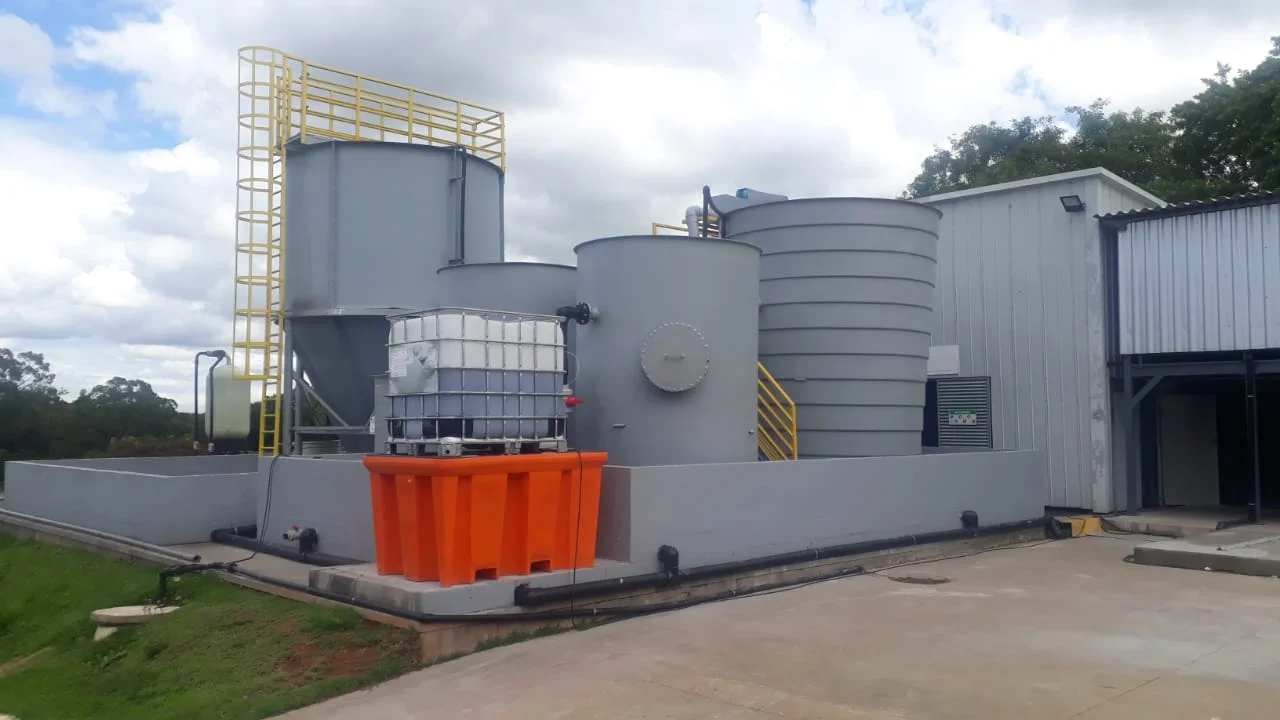 Empresa de ETA compacta